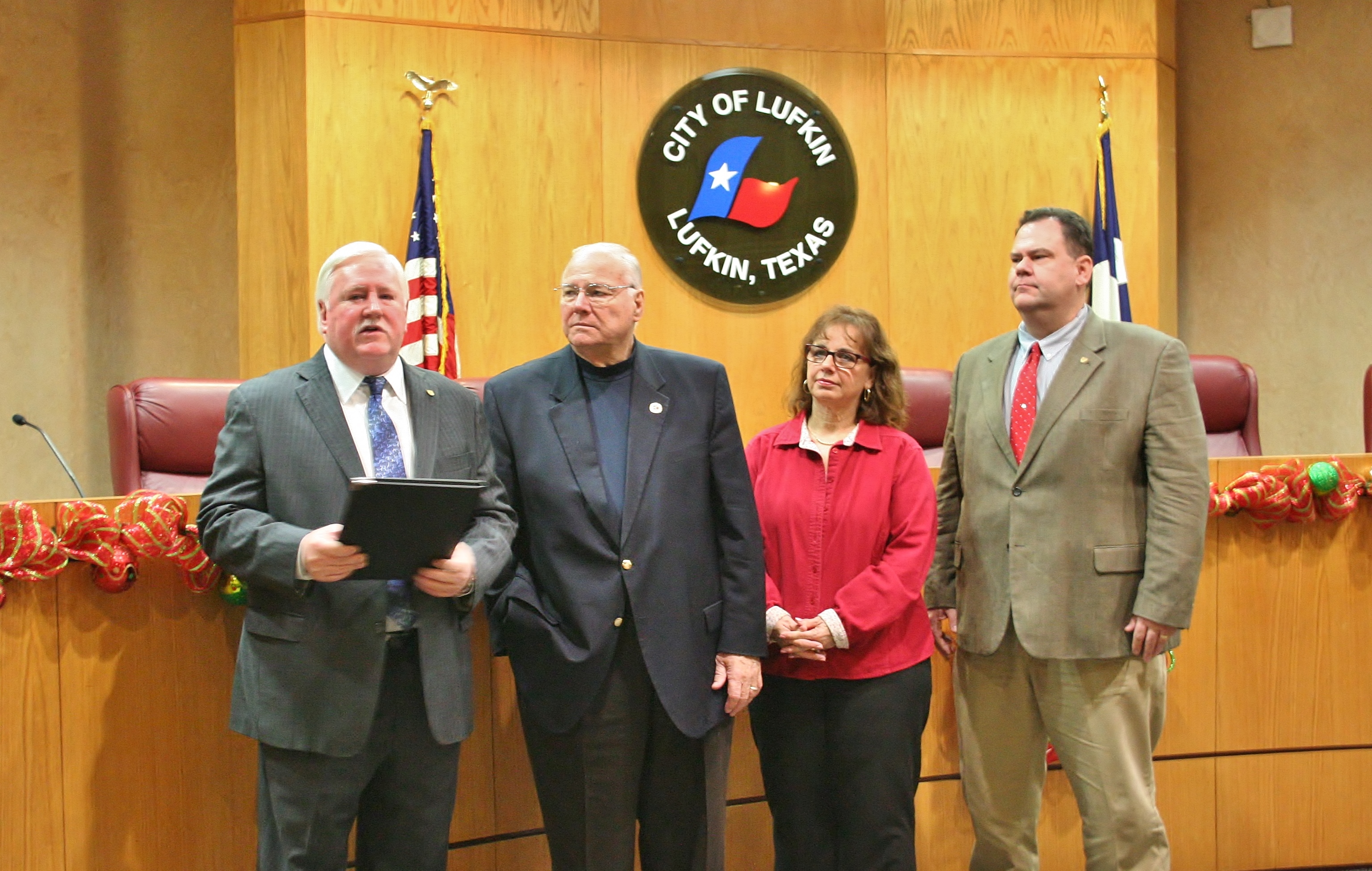 DEEP EAST TEXAS RECEPTION A SHOW OF REGIONAL UNITY
