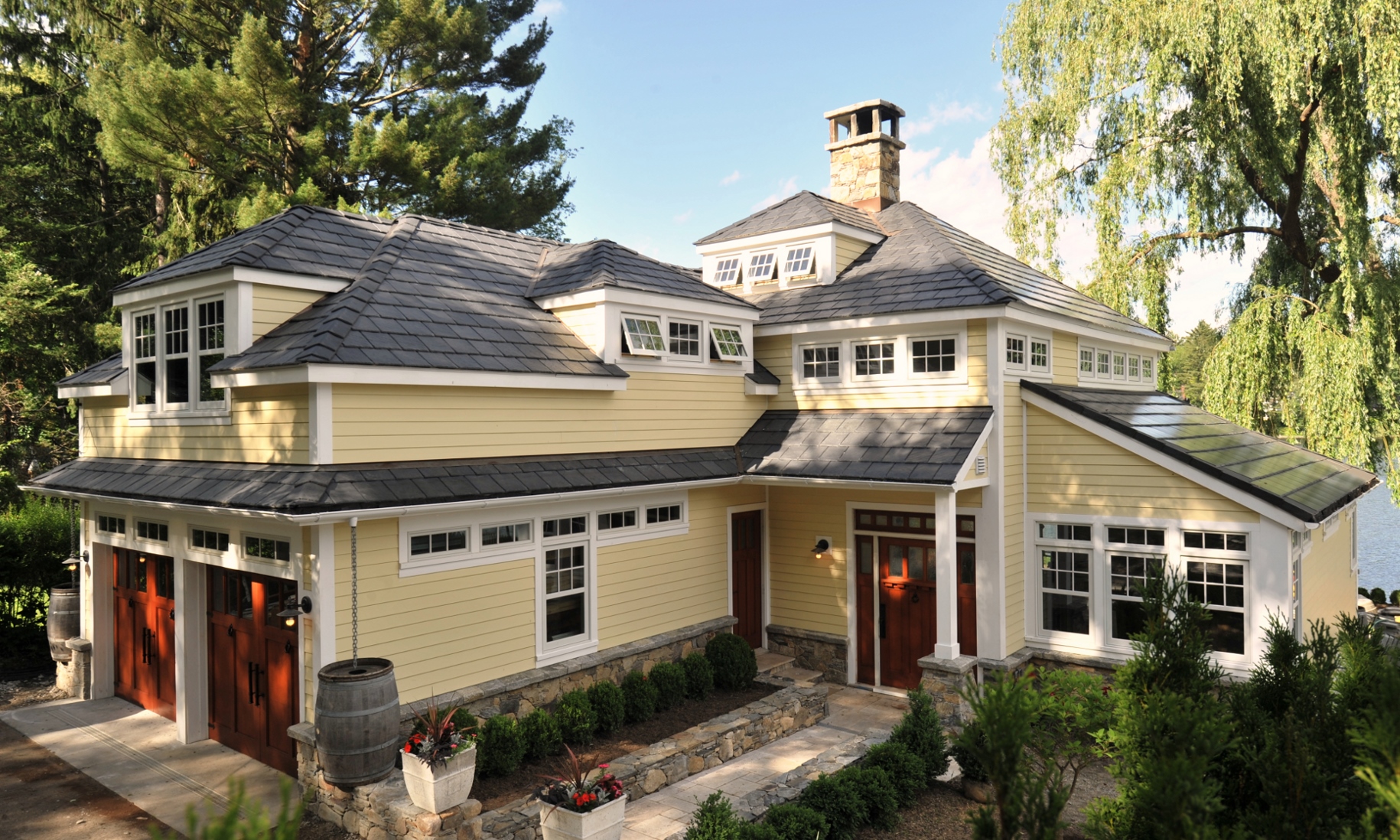 Make Your Home’s Exterior Pop with Color