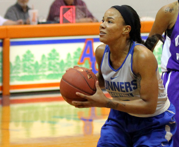Lady ‘Runners Shine In Wiley College Scrimmage Win