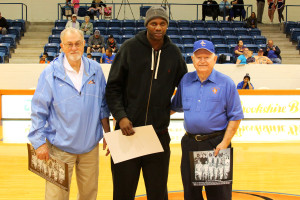 8_Roadrunner 1998 Basketball Team Hall of Fame Induction 1_November 7 2015