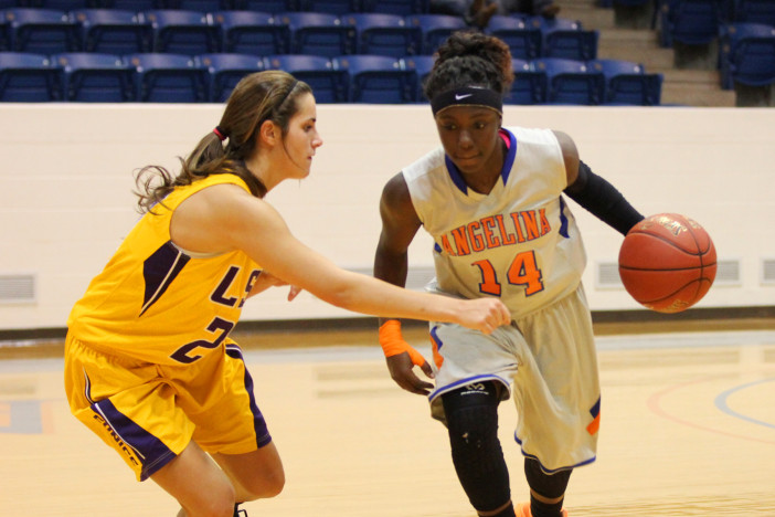 Lady Roadrunners Beat LSU-Eunice