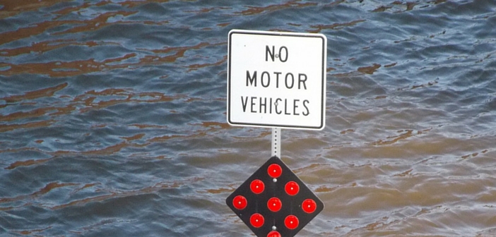 I-10 Closed At Texas-Louisiana Border Due To Rising Flood Waters