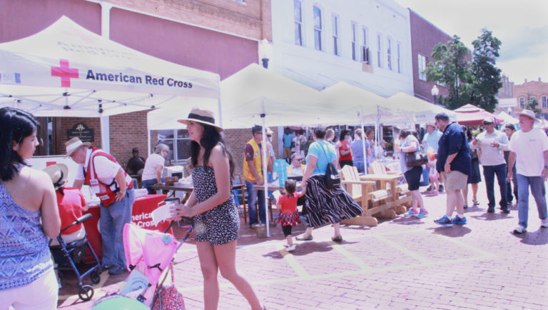 Texas Blueberry Festival Showcases East Texas Culture, Talent