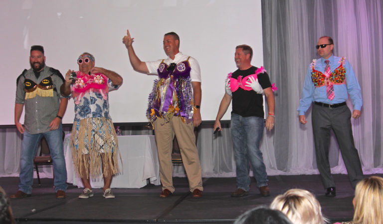 Creative Art To Support Breast Cancer Awareness