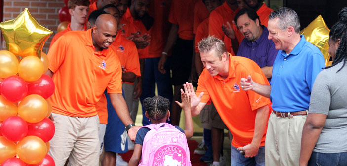 Roadrunner Basketball Team Greets Kurth Students On First Day Of School