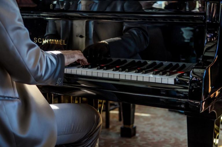 Legendary Songwriter Jimmy Webb Coming to Lufkin