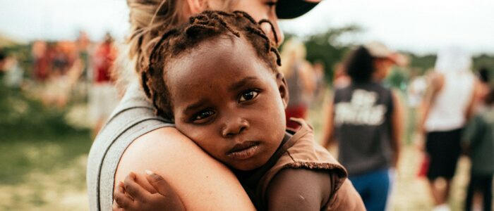 3 Ways to Give Back During National Volunteer Month