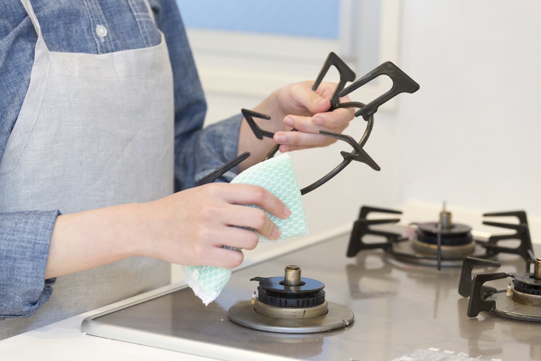 A Simple Spring Cleaning Checklist