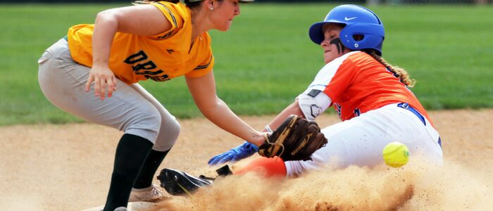 No. 12 Lady Roadrunners Sweep Paris to Earn First Conference Wins