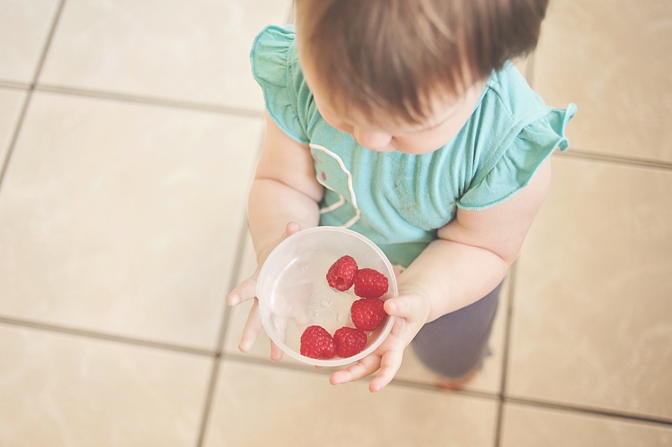 6 Reasons To Stop Feeding Your Kids “Kid Food”