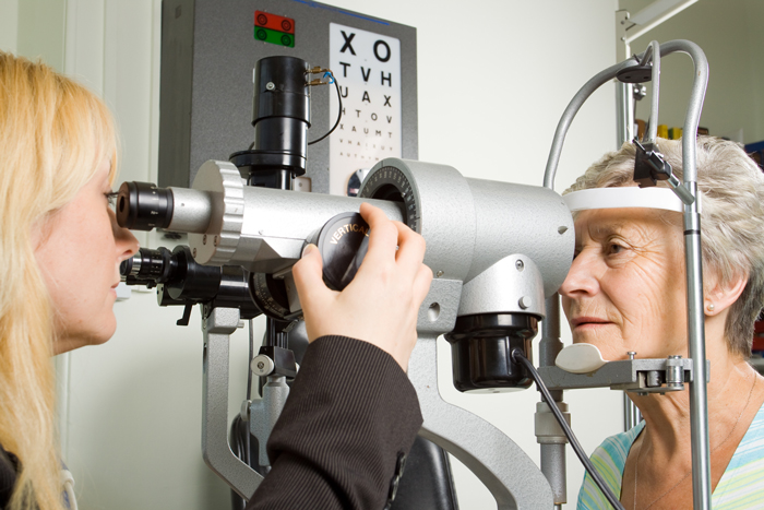 Aging Eyes: 3 Ways Seniors Can Protect Their Vision