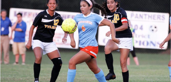 Lady Roadrunner, No. 1 Tyler Soccer Match Suspended for Faulty Lighting
