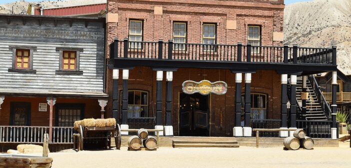 One Book, One City Event Deal Me In: A Night at the Stone Fort Saloon