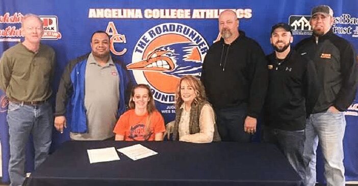 Lady Roadrunner Basketball Signs Woden Standout Thompson  Senior Point Guard Brings Scoring, Defensive Skills to Next Level