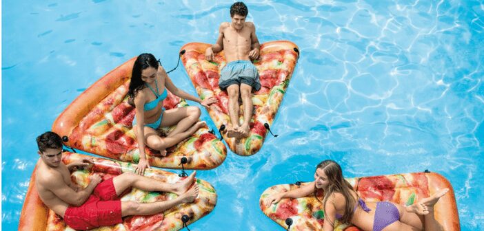 Must-Haves for Summer Pool and Beach Parties