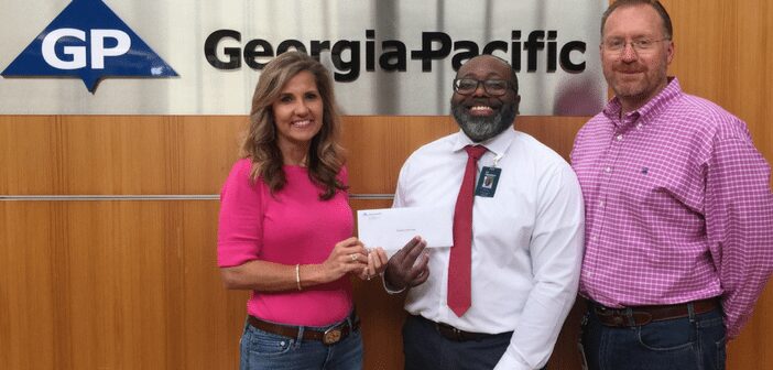 Georgia-Pacific Makes Contribution to Hospice in the Pines