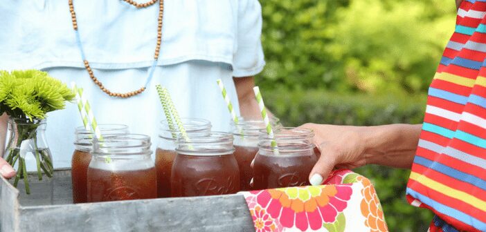 Cool Summer Entertaining Tips to Keep Guests Happy