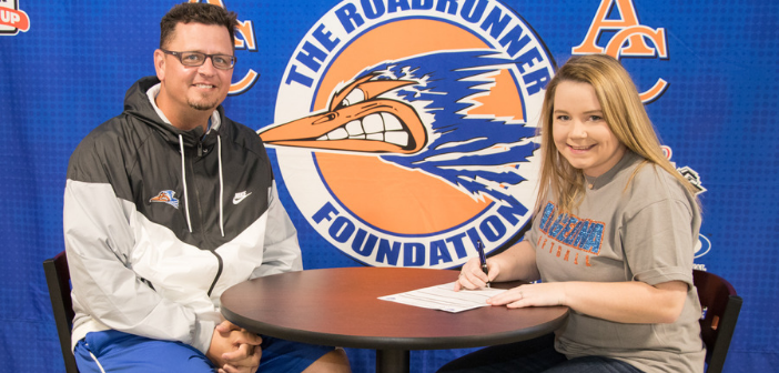 Radke Signs with Angelina College Softball  Lufkin Standout to Join Pitching Staff in 2019