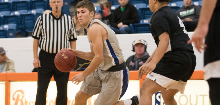 Roadrunners Cruise Past Uptempo Academy for Second Straight Win  Clay, Janacek Score 17 Points Each
