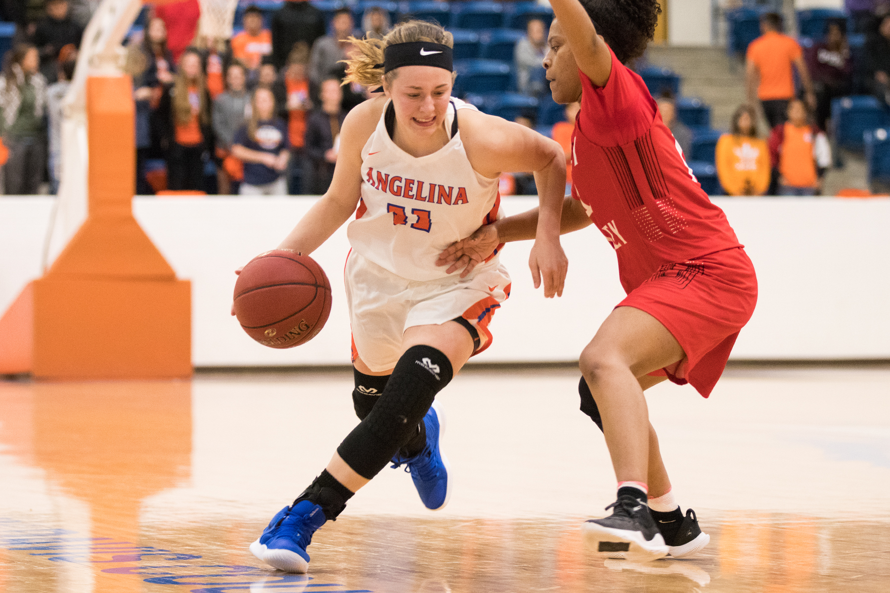 AC Basketball Teams Hosting Wednesday Doubleheader No. 19 Lady Roadrunners Face No. 18 Tyler, Roadrunners Take on Panola