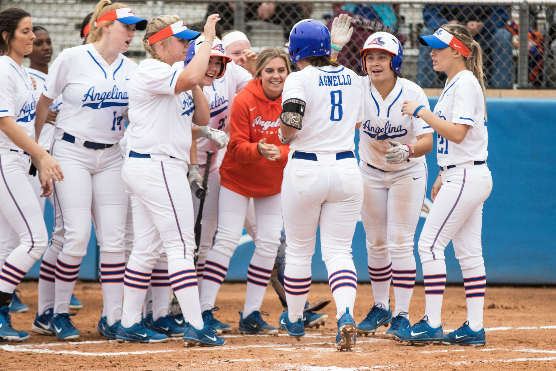 Back on Track Lady Roadrunners Sweep Shawnee CC in Tuesday Doubleheader