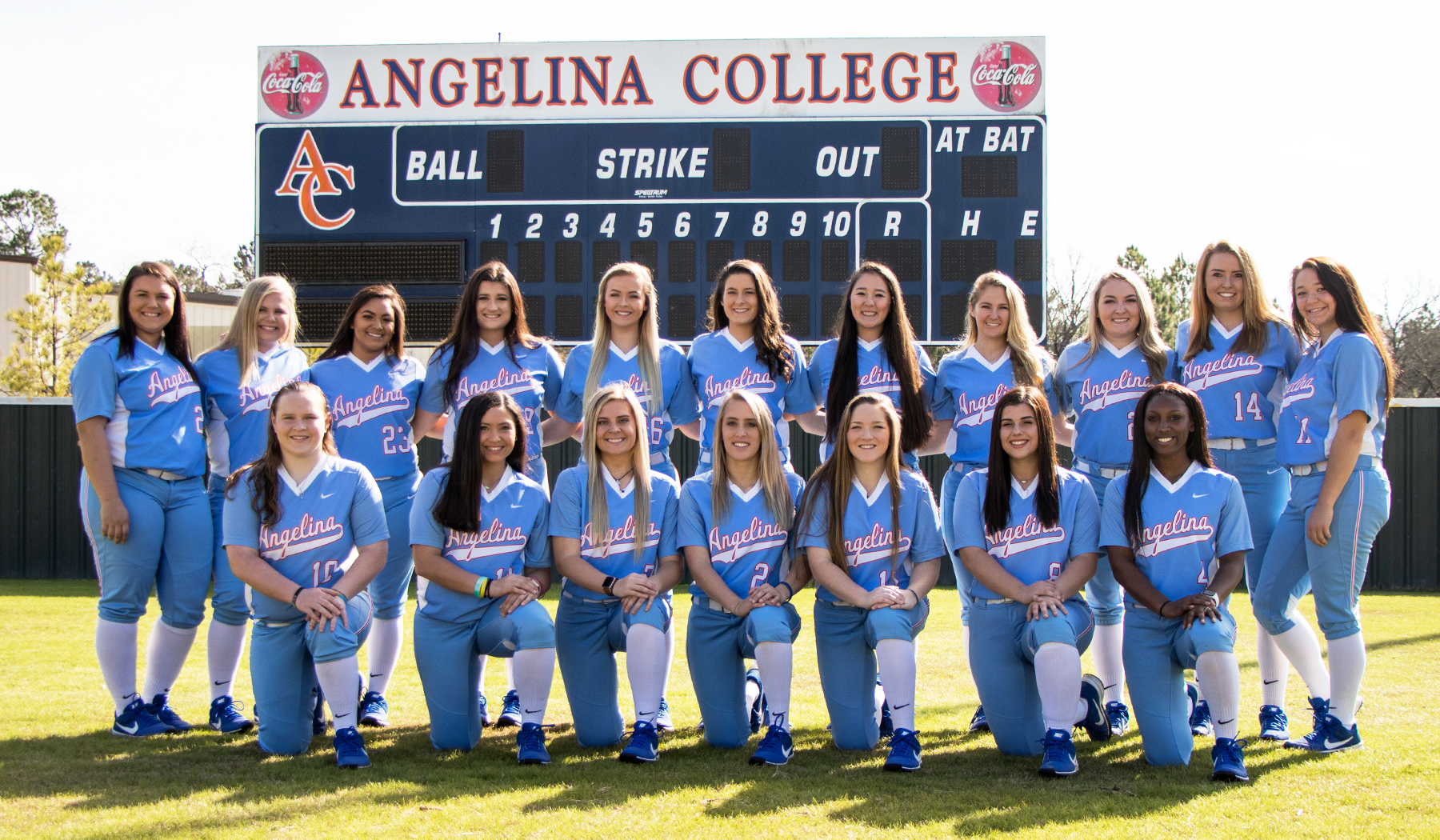 Lady Roadrunner Softball Makes National Polls Debut Team Ranked No. 20, Ranks 4th Nationally in Hitting