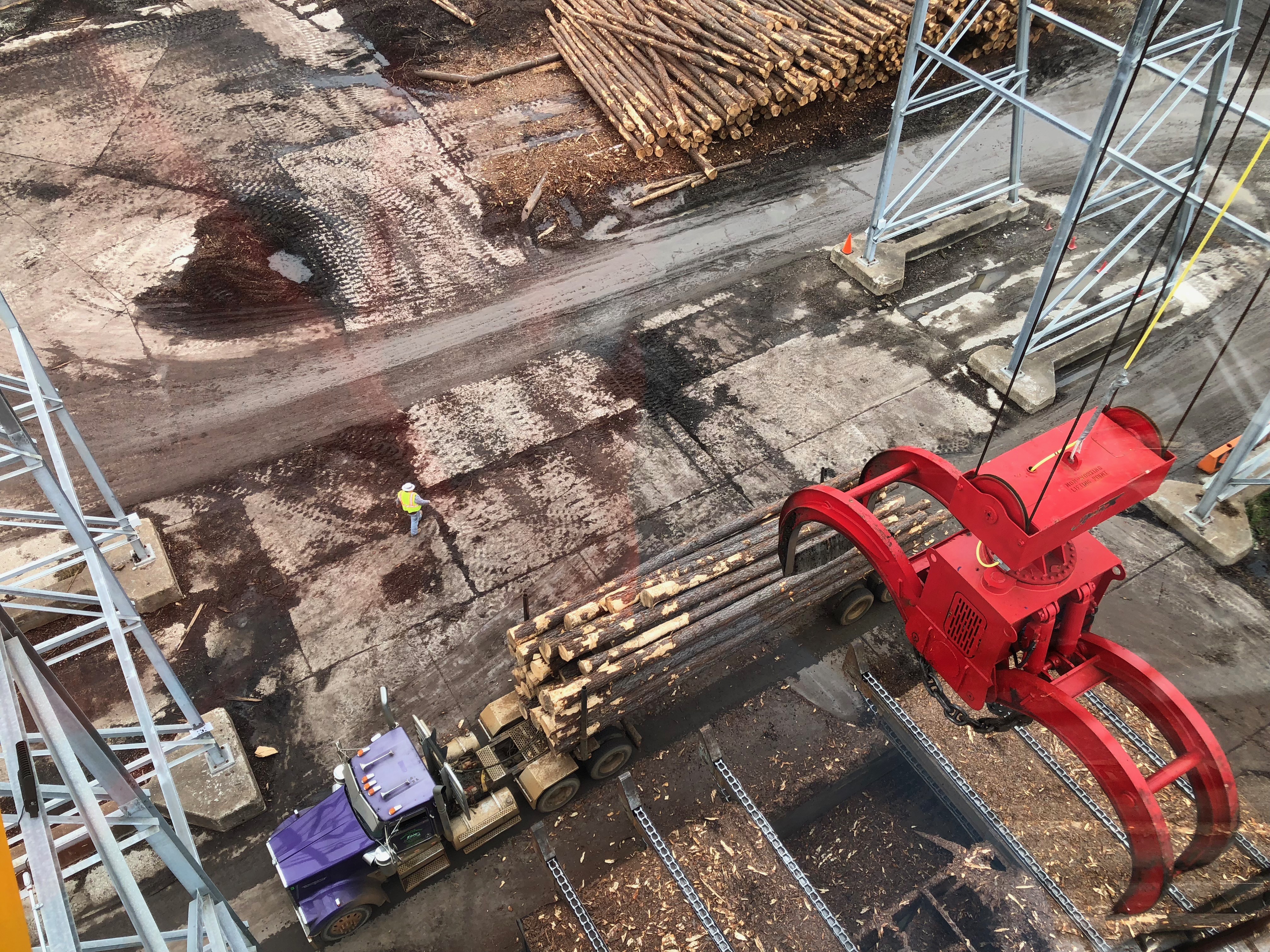 Georgia-Pacific’s New Multi-Million Dollar Crane New Addition to Diboll Skyline