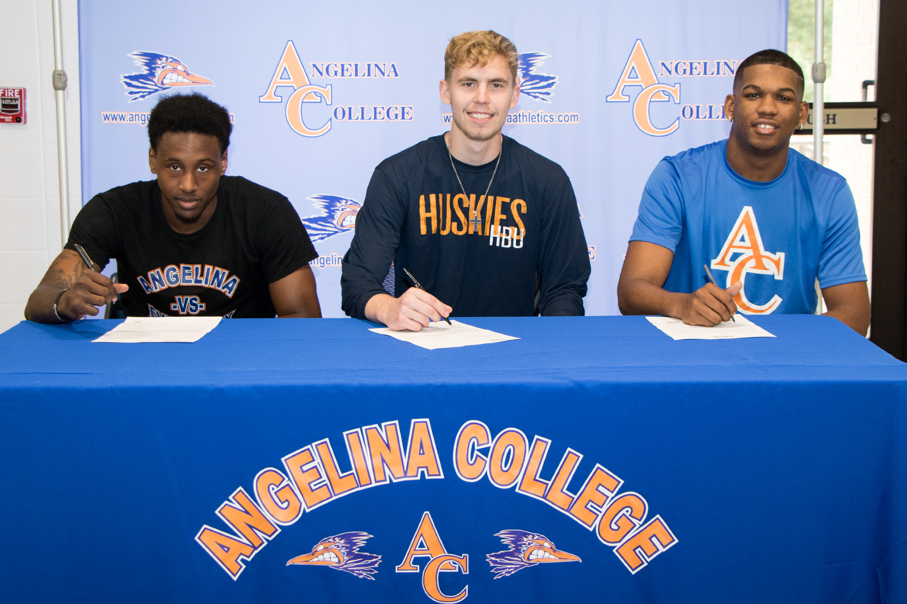 Three Roadrunners Sign to Play at Next Level Norman, Janacek, Jackson Moving Up