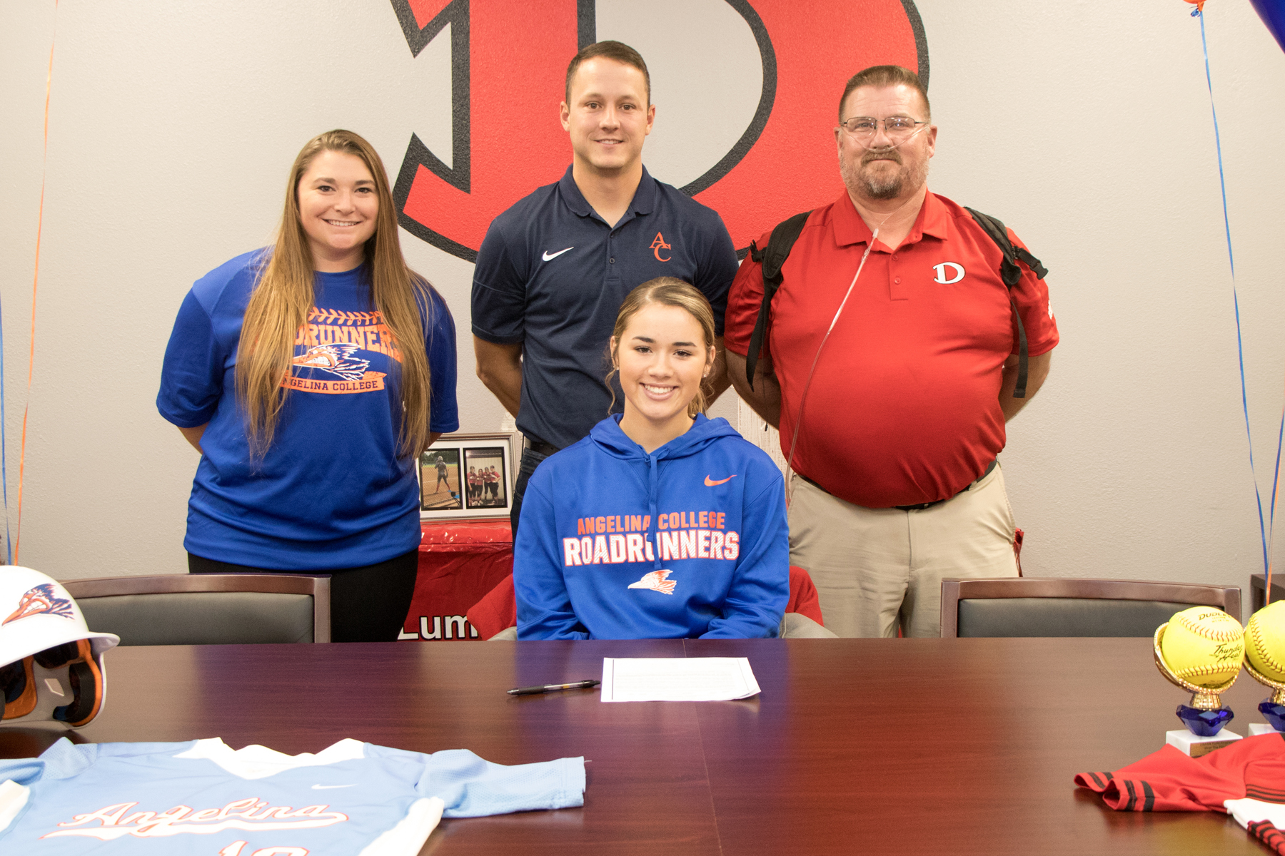 Lady Roadrunners Sign Diboll’s Alvarez Multi-Tooled Player Led Ladyjacks to Post Season in First Three Years