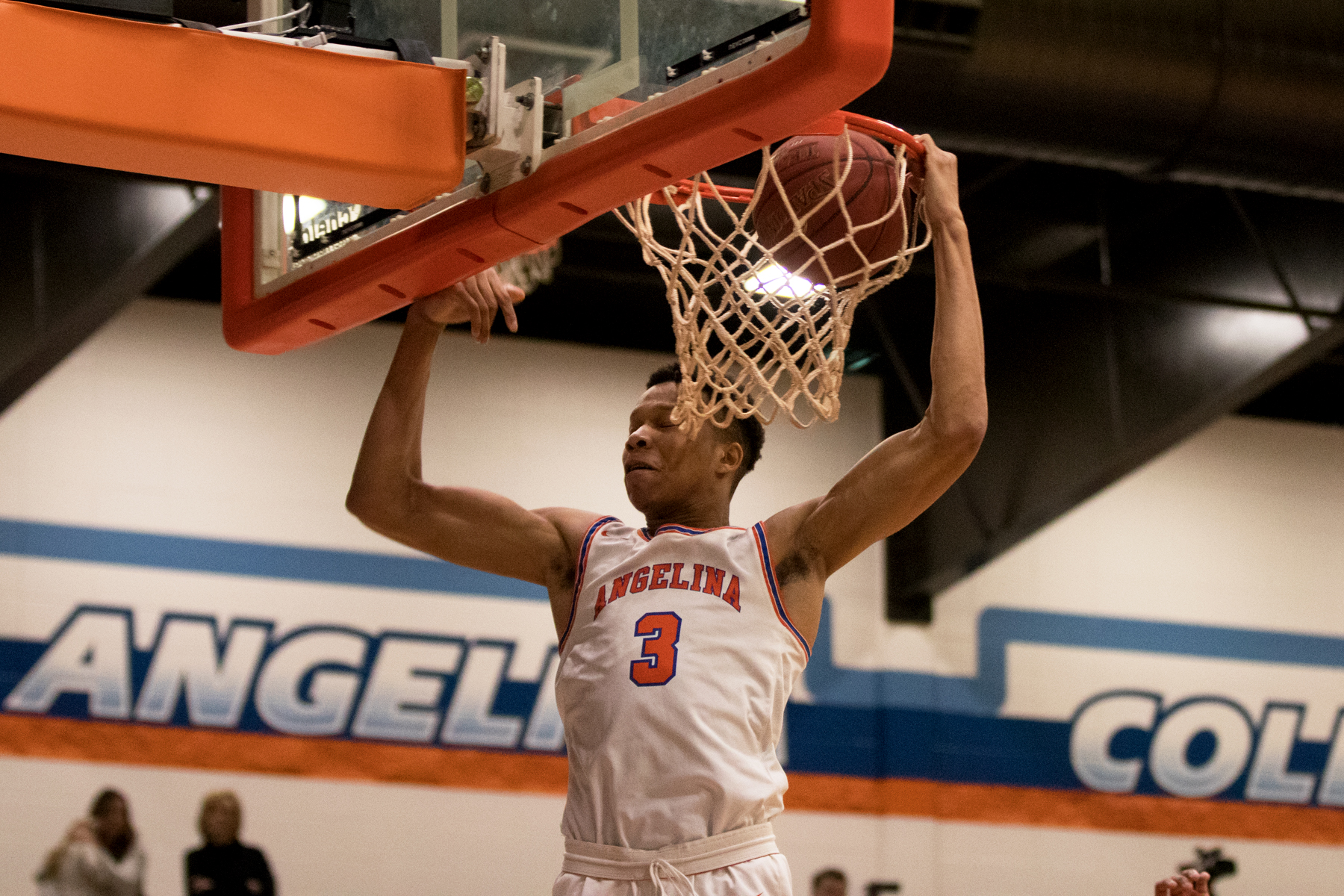 Roadrunners Edge Blinn, Lady Roadrunners Fall to Kilgore AC’s Men Run Winning Streak to Seven Straight