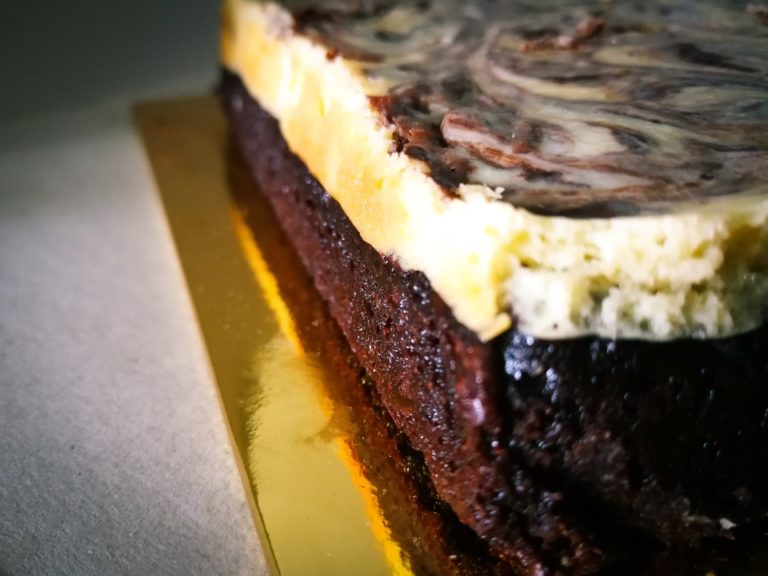 Brownie Bottom Cheesecake- #FoodieFriday!