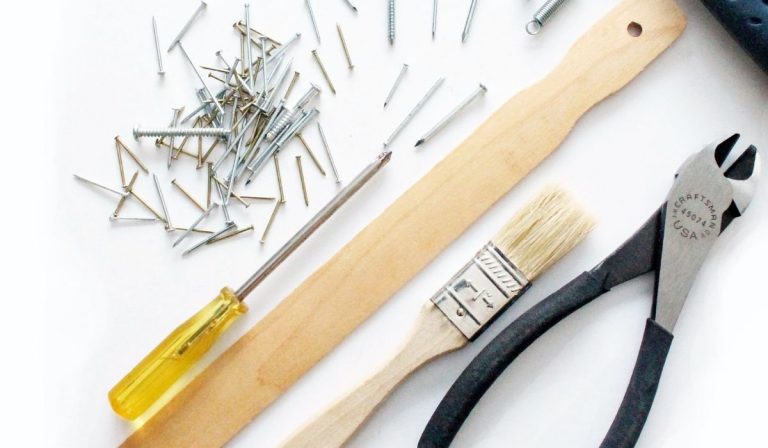 Home Projects That Don’t Require a Professional