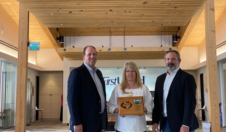 TEXAS FORESTRY ASSOCIATION PRESENTS EXCELLENCE IN WOOD DESIGN AWARD TO FIRST UNITED BANK, FREDERICKSBURG