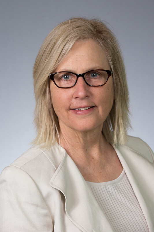 Gretchen Riley is awarded the Vice Chancellor’s Award in Excellence for Public Service in Forestry