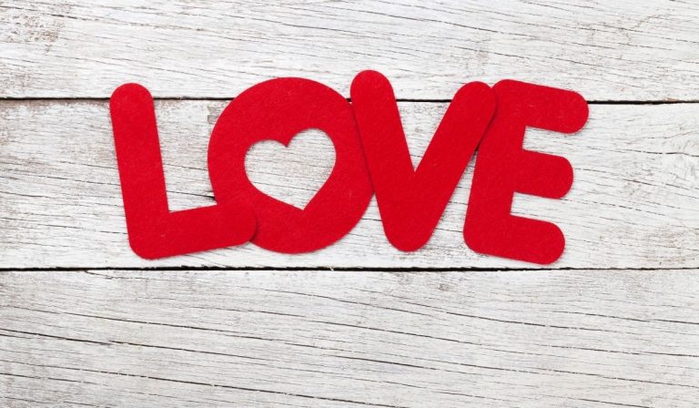 Looking for Love in 2021? 5 Tips for Successful Online Dating Looking for Love in 2021? 5 Tips for Successful Online Dating