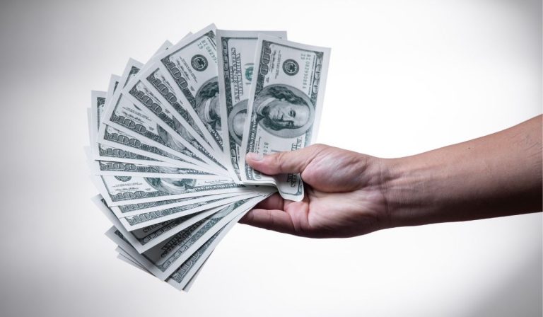 Texas Comptroller Glenn Hegar Partners with Texas Lawmakers to Promote Financial Literacy Month