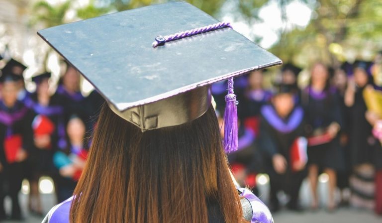 Nichols requests applications for Texas Armed Services Scholarship