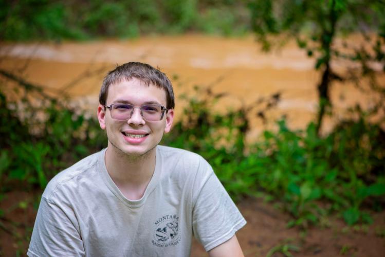 SFA biology student wins award for research studying threatened fish species in East Texas SFA biology student wins award for research studying threatened fish species in East Texas